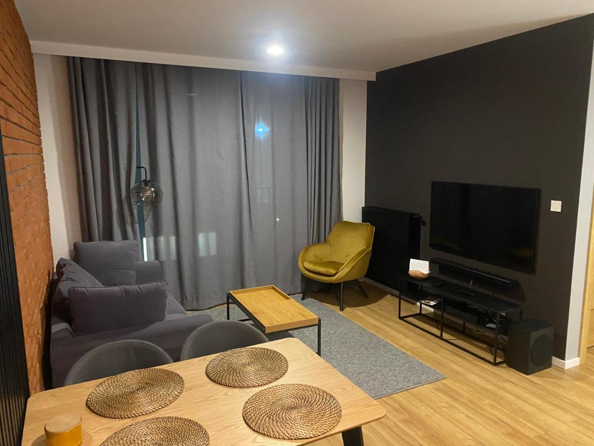 Apartamenty Bruno I Bianca W Symphony Modern Tower Gdynia 2 I 3 Pietro Экстерьер фото