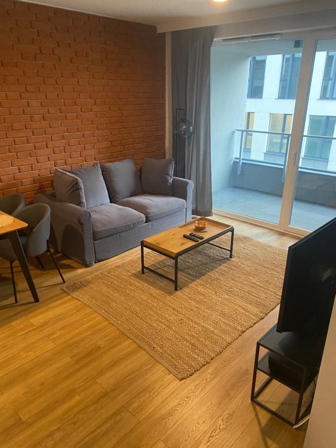 Apartamenty Bruno I Bianca W Symphony Modern Tower Gdynia 2 I 3 Pietro Экстерьер фото