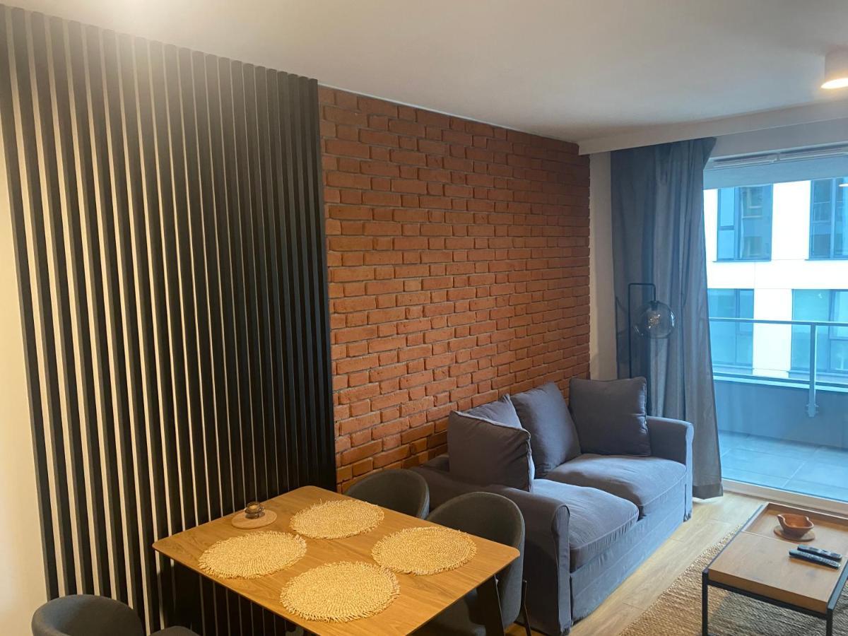 Apartamenty Bruno I Bianca W Symphony Modern Tower Gdynia 2 I 3 Pietro Экстерьер фото